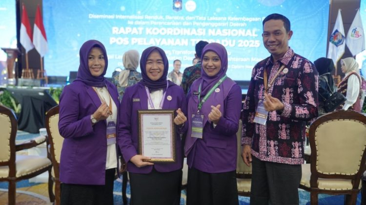 Jambi Raih Juara 2 Nasional dalam Lomba Tim Pembina Posyandu 2025