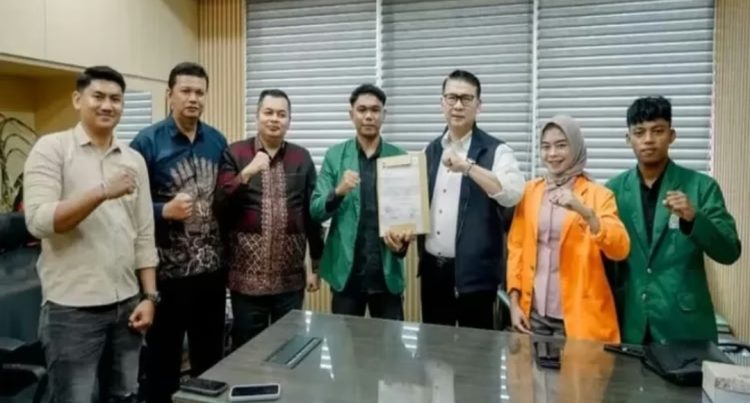 DPRD Kota Jambi Antar Mahasiswa ke Senayan, Suarakan Dukungan RUU Perampasan Aset