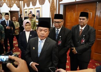 Lantik Direksi Baru Bank Jambi, Gubernur Al Haris Tekankan Profesionalisme dan Inovasi