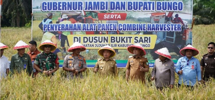 Gubernur Al Haris Salurkan Bantuan Rp 9,5 Miliar untuk Dukung Swasembada Pangan di Bungo