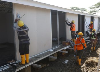 PLN Pastikan Listrik Menyala di 600 Huntara Danantara Aceh Tamiang