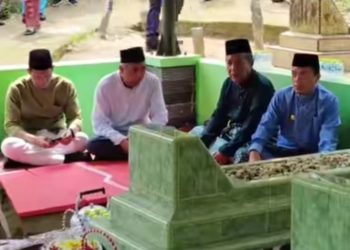 Peringati HUT ke-69 Jambi, Gubernur Al Haris Ziarah dan Doakan Para Pendahulu