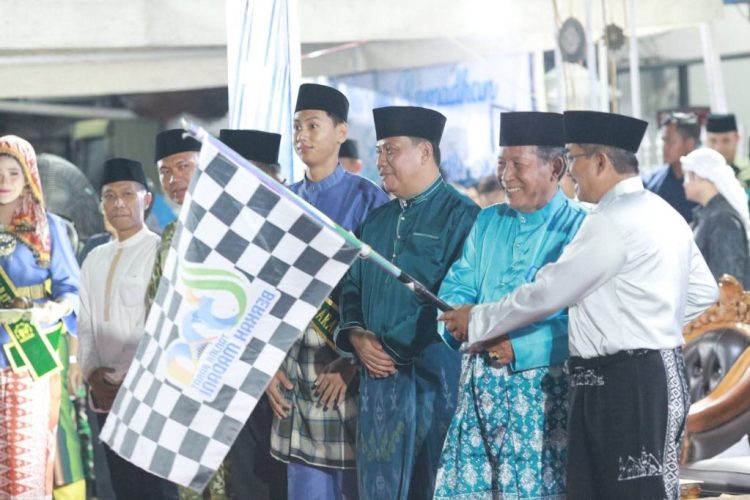 Bupati Anwar Sadat Dampingi Wagub Jambi Lepas Festival Arakan Sahur 2026, Tradisi Ramadan yang Hidupkan UMKM