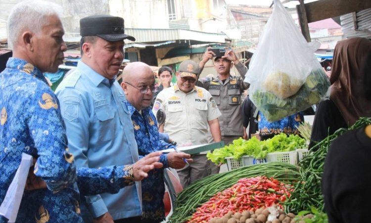 Wabup Katamso Sidak Pasar Tradisional Pastikan Stok Pangan Aman Jelang Ramadhan