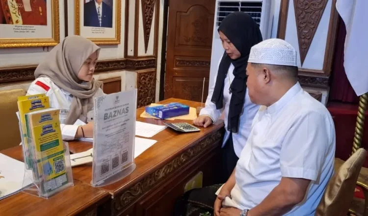 Kadis PUTR Muzakir Salurkan Zakat: Baznas RI Apresiasi Komitmen OPD Pemprov Jambi