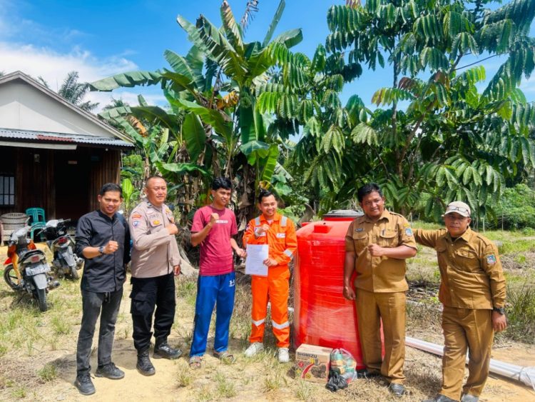 Jadestone Energy Perkuat Ketahanan Pangan, Salurkan Bantuan Alat Pertanian untuk Petani Mandala Jaya