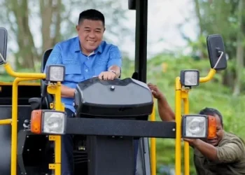 Dinas PUTR Provinsi Jambi Resmikan Pengadaan Alat Berat 2026