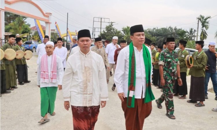 Wabup Katamso Pimpin Safari Ramadan di Muara Papalik, Salurkan Bantuan dan Paparkan Program Prioritas Tanjab Barat