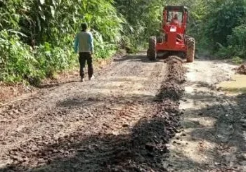 Dinas PUTR Provinsi Jambi Percepat Pemeliharaan Jalan di Batin II Pelayang