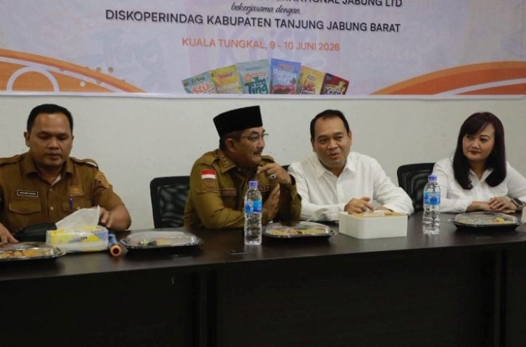 Bupati Anwar Sadat Buka Pelatihan UMKM, Dorong Produk Lokal Tanjab Barat Makin Berdaya Saing