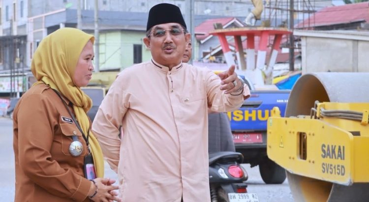 Bupati Anwar Sadat Tinjau Peningkatan Jalan Jalur 2 Merlung, Minta Warga Jaga Infrastruktur