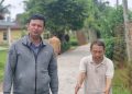 Wakil Ketua DPRD Kota Jambi H. Naim Bangun Jalan Puluhan Tahun Tak Tersentuh, Warga Ucapkan Terima Kasih